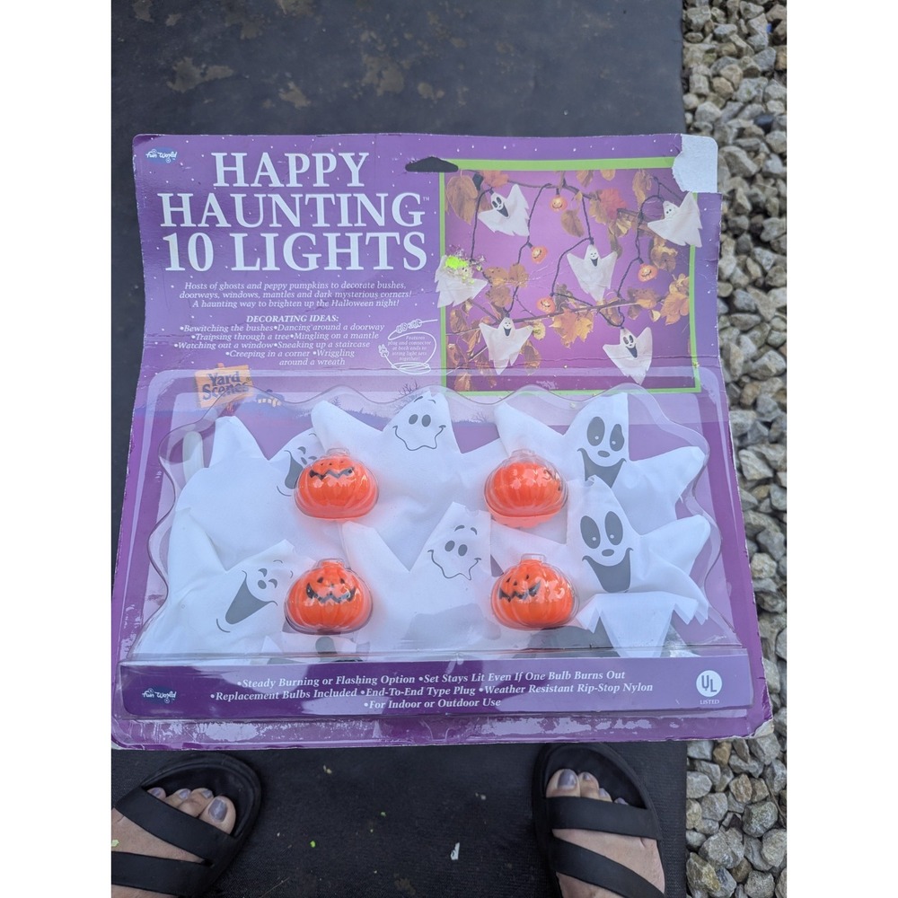 Vintage Happy Haunting Halloween String Lights Ghosts Pumpkins Yard Scenes NOS